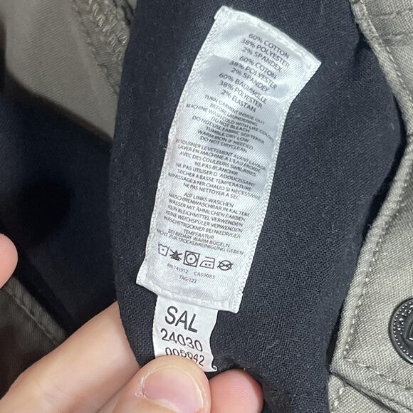 Noble Outfitters Shorts Womens 22 Khaki Utility Workwear Stretch Cargo Pockets - Picture 8 of 9